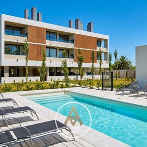 Apartamento En Venta C/ Cochera En Carrasco