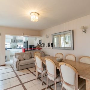 Casa En Venta En Buceo 3 Dormitorios C/ Cochera