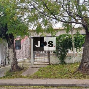 Casa En Alquiler C/ Cochera En Las Piedras
