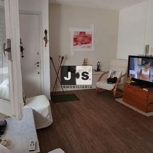 Vendo Apartamento 2 Dormitorios En Ciudad Vieja Gastos Comunes Bajos