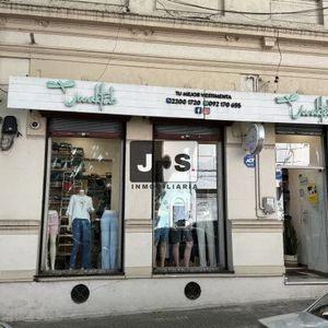 Local Comercial En Alquiler Ubicado En Goes