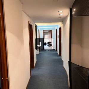 Alquilo Oficina En Ciudad Vieja