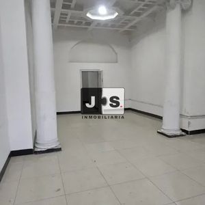 Alquilo Local En Ciudad Vieja