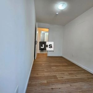 Apartamento En Alquiler C/ Cochera En Centro