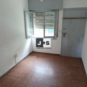 Casa En Alquiler C/ Cochera En Aires Puros