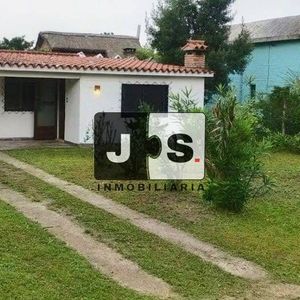 Casa En Alquiler C/ Cochera En Parque De Solymar