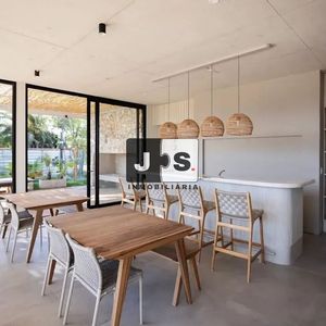 Apartamento En Alquiler C/ Cochera En Carrasco