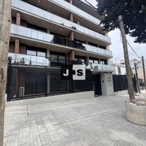 Apartamento En Alquiler C/ Cochera En Pocitos
