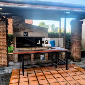 Apartamento En Venta C/ Cochera En Maroñas