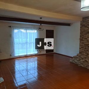 Casa En Alquiler C/ Cochera En Lomas De Solymar