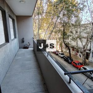Alquilo Apartamento 2 Dormitorios Balcon Y Cochera Cordón