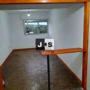 Apartamento En Alquiler C/ Cochera En Prado