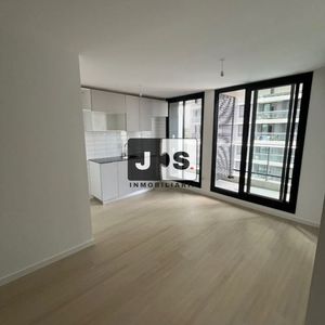 Apartamento En Alquiler C/ Cochera En Malvin