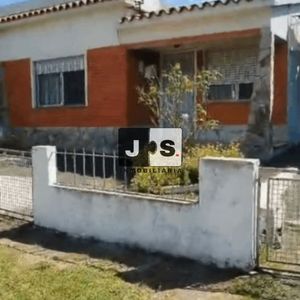 Casa En Venta C/ Cochera En Las Piedras