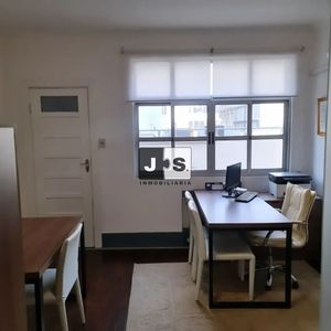 Oficina En Alquiler Ubicado En Ciudad Vieja