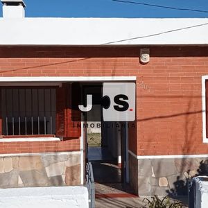 Casa En Alquiler C/ Cochera En Las Piedras