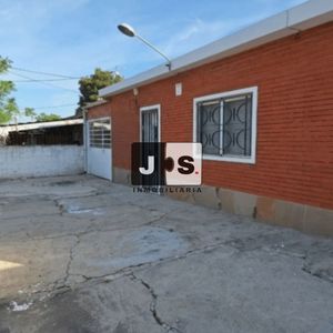 Casa En Venta C/ Cochera En Las Piedras