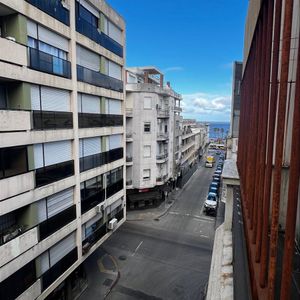 Alquiler Apartamento 4 Dorm. Ideal Oficina  Ciudad Vieja .
