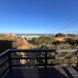 Casa En Venta C/ Cochera En Punta Del Diablo