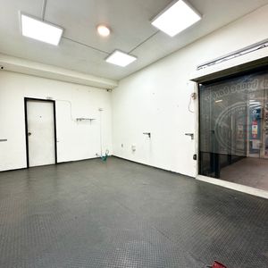 Alquiler Local Comercial En Ciudad Vieja