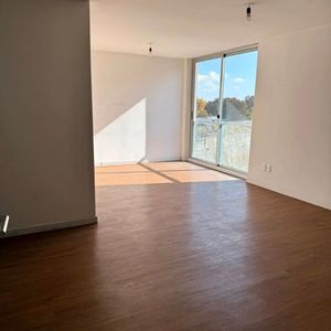 Apartamento En Alquiler C/ Cochera En Tres Cruces