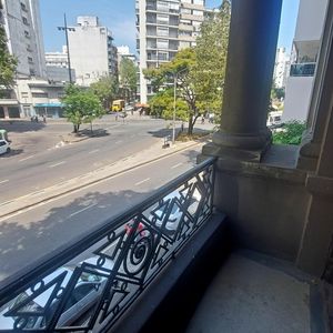 Casa En Venta De 3/4 Dormitorios En Tres Cruces