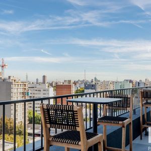 Apartamento En Alquiler C/ Cochera En La Blanqueada