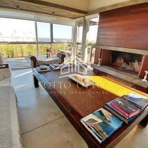 Hermosa Casa En Venta Punta Piedras  6 Dormitorios!