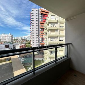 Venta Apartamento Dos Dormitorios Punta Del Este Playa Brava Edificio Torre Gaugin