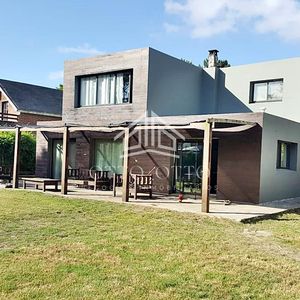 Casa 5 Dormitorios