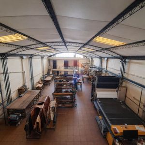 Venta De Gran Depósito Con Entrada Camion Centro