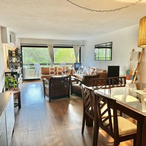 Apartamento En Venta 3 Dormitorios Mas Servicio Completo.