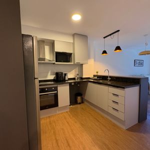 Apartamento En Alquiler C/ Cochera En Cordón