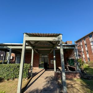Apartamento En Venta C/ Cochera En Buceo