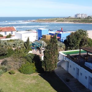 Proa, Espectacular Propiedad De 5 Dormitorios A Pasos Del Mar.