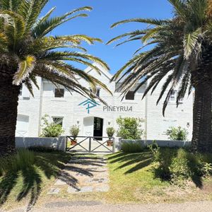 Destacada Propiedad A Pasos De La Posta Del Cangrejo