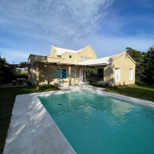 Casa En Venta En La Barra Próxima A Shopping Oh
