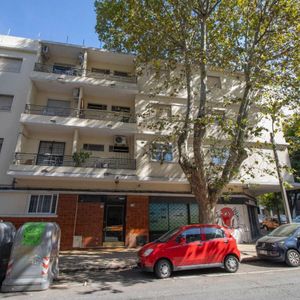 Alquiler Apartamento 1 Dormitorio Con Patio En Cordón Sur