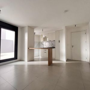 Alquiler Apartamento 1 Dormitorio, Terraza Y Garaje  En El Centro