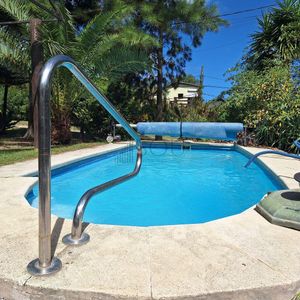 Venta Casa 4 Dorm, Con Cochera Y Piscina En Playa Grande