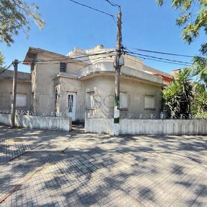Venta Casa 3 Dormitorios 2 Baños Garaje A Reciclar En Sayago