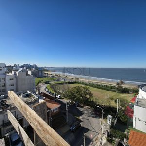 Venta Apartamento 2 Dormitorios  En Buceo.