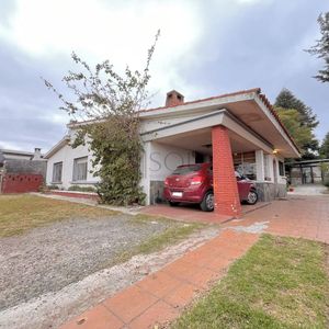 Venta Casa 4 Dormitorios 2 Baños Punta De Rieles