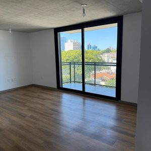 Apartamento En Alquiler C/ Cochera En Pocitos Nuevo