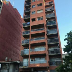 Monoambiente En Alquiler Sobre 26 De Marzo