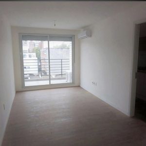 Apartamento En Venta C/ Cochera En Cordón