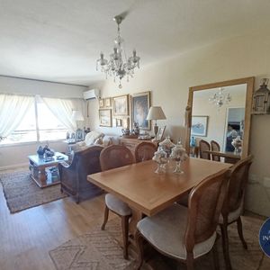 Apartamento De Dos Dormitorios En Venta En La Blanqueada
