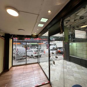 Alquiler De Local Comercial De 32m2 En El Centro
