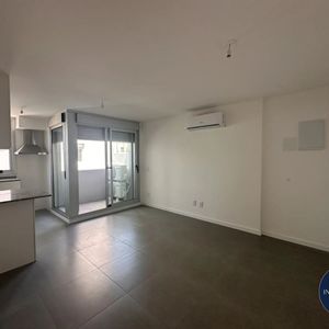Apartamento En Alquiler 1 Dormitorio C/ Cochera En La Blanqueada