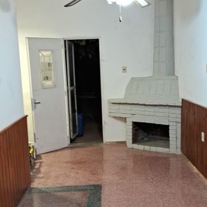 Casa En Alquiler De 3 Dormitorios C/ Cochera En Malvin Norte
